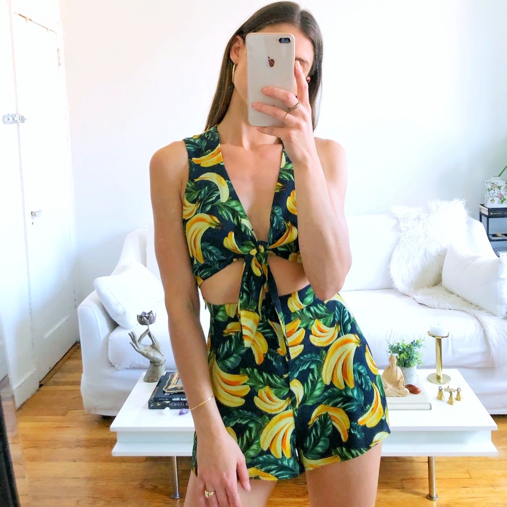 🍌 Show Me Your MuMu Banana Nantucket Romper